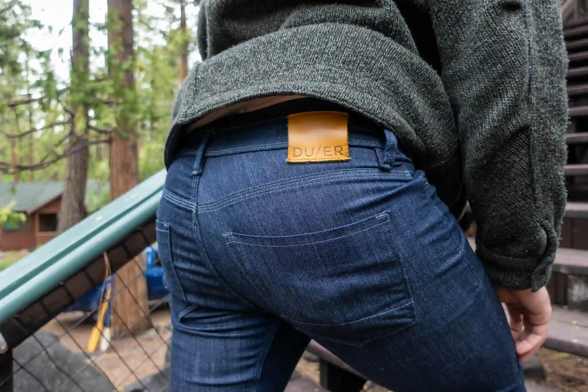 https://thedailygrog.com/content/images/size/w1200/2022/12/duer-denim-review.webp