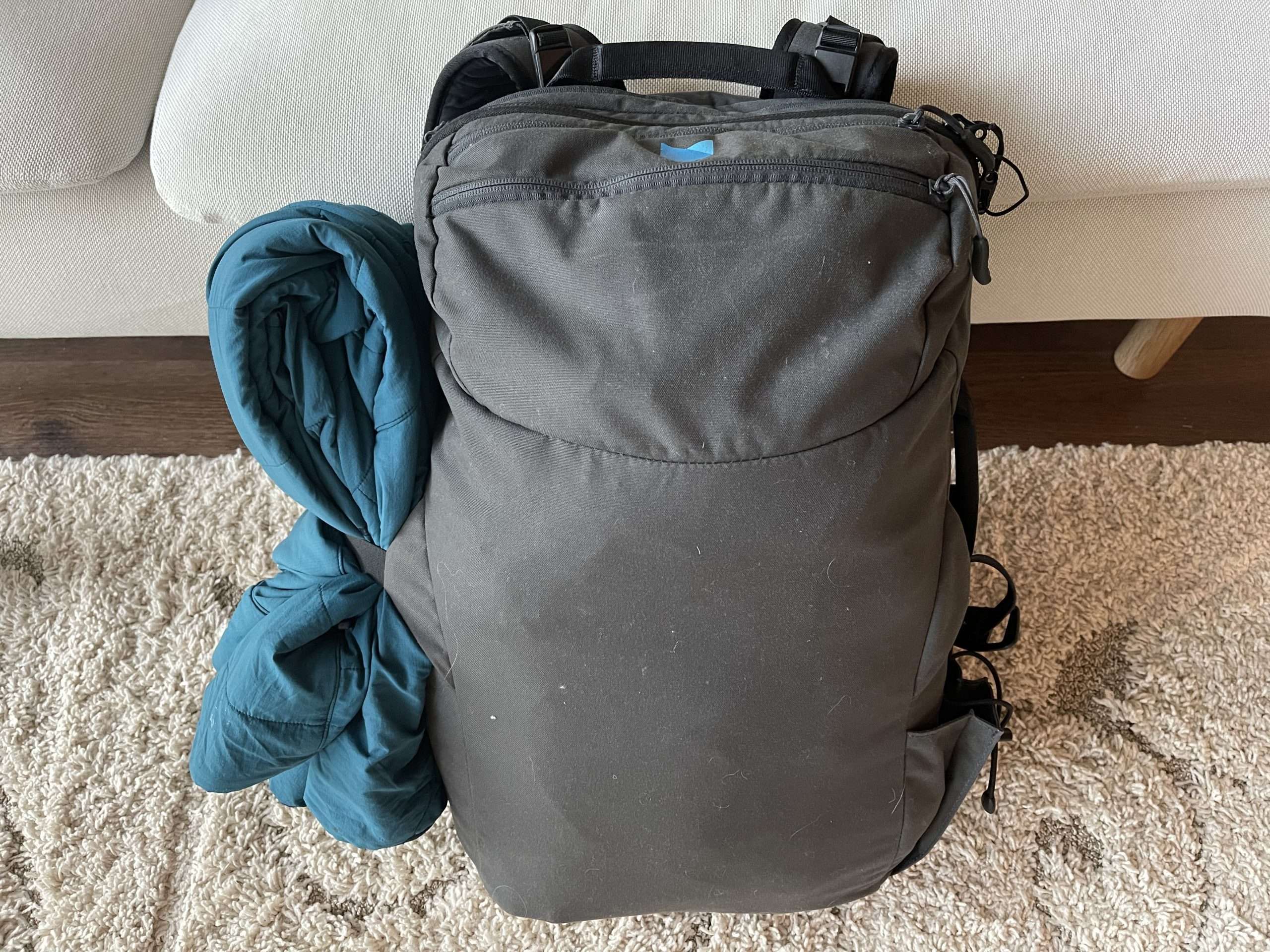 Minaal 2.0, minimalist travel backpack